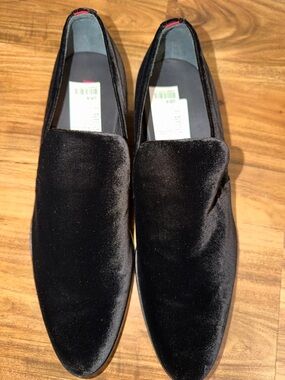 Black Velvet Men's Slip-On Dress Loafers